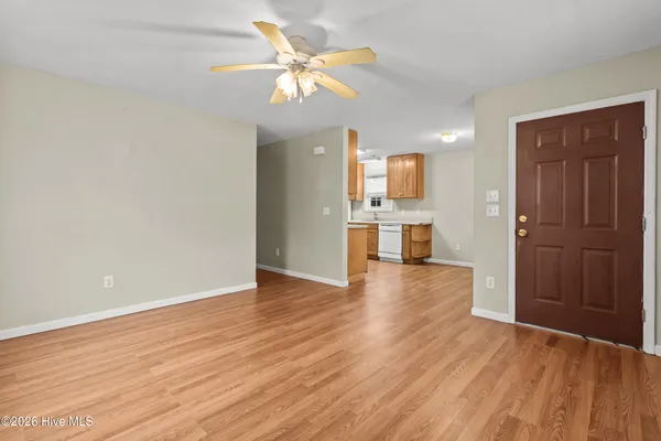 $1,430 | 883 North Cool Avenue, New Bern, NC 28560