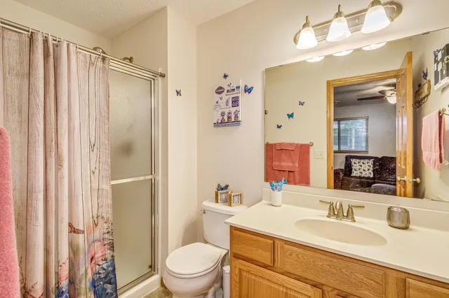 $344,999 | 3143 Frontier Drive, Woodbury, MN 55129