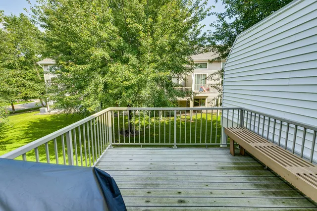 $344,999 | 3143 Frontier Drive, Woodbury, MN 55129