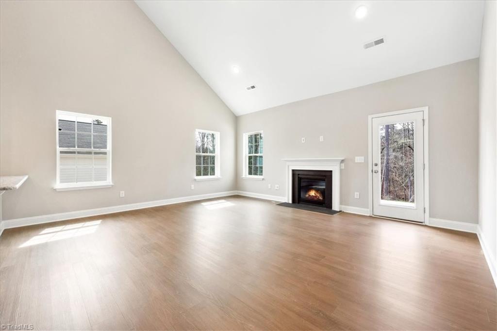 4115 Stallion Street High Point, NC 27262 - Photo 9 of 22 Gallery Image 9