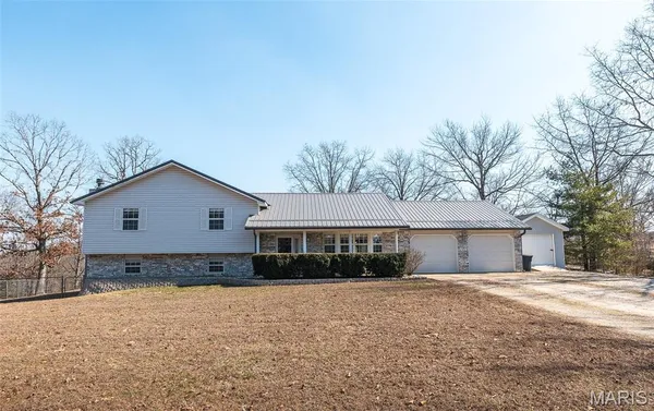 $350,000 | 14395 Torpedo Drive, St. Robert, MO 65584