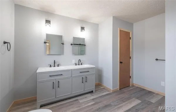 $350,000 | 14395 Torpedo Drive, St. Robert, MO 65584