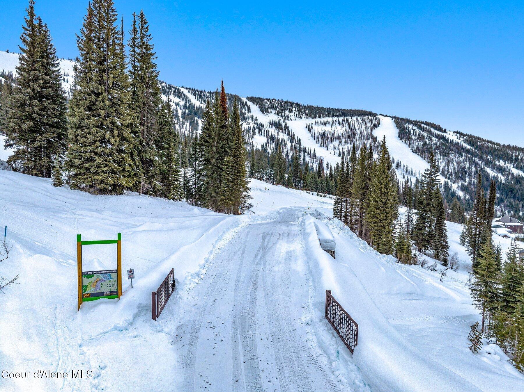 L2-b4 L2-b4 Crystal View Sandpoint, ID 83864 - Photo 5 of 40 Gated Entrance