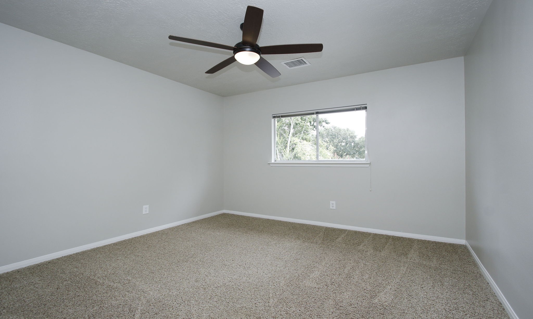 1915 West Welsford Drive Spring, TX 77386 - Photo 35 of 48 an empty room with a window