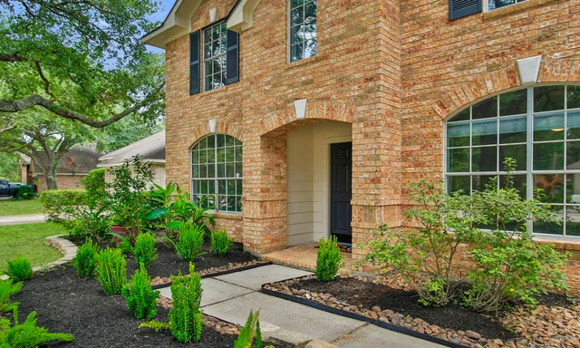 $389,900 | 1915 West Welsford Drive, Spring, TX 77386