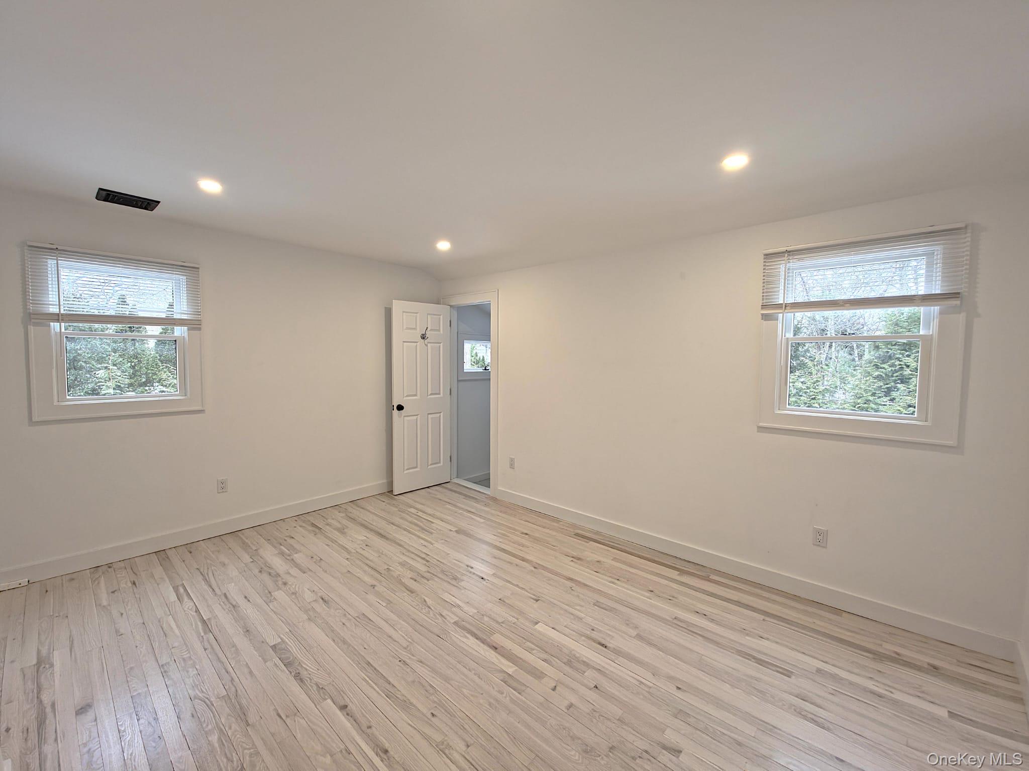 185 Wakeman Road Hampton Bays, NY 11946 - Photo 15 of 19