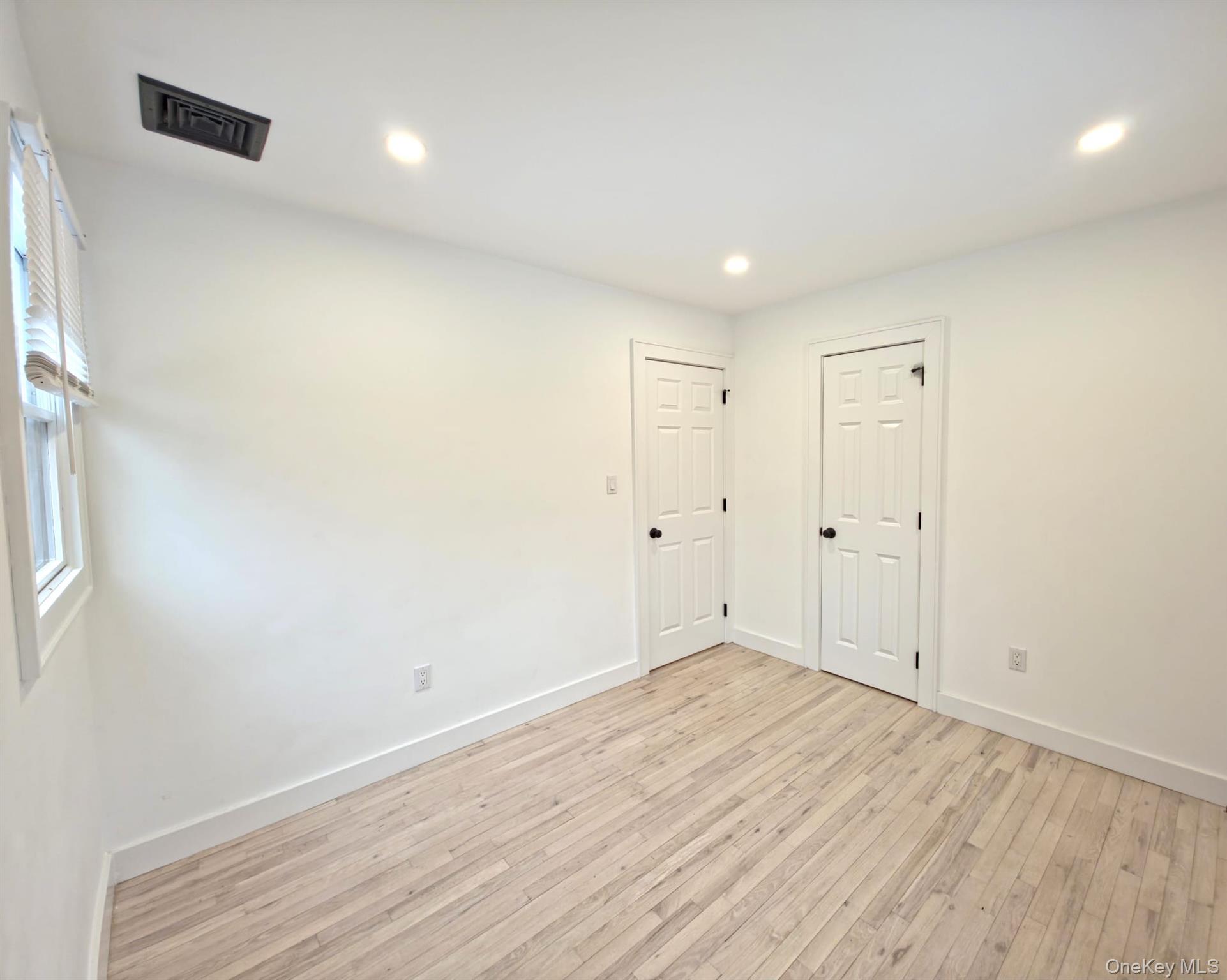 185 Wakeman Road Hampton Bays, NY 11946 - Photo 8 of 19