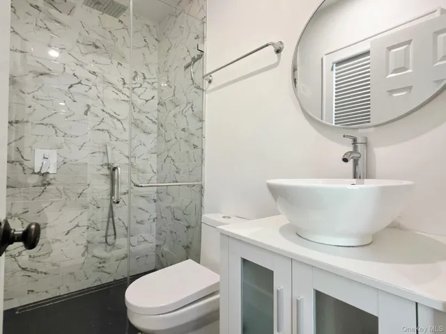 $1,275,000 | 185 Wakeman Road, Hampton Bays, NY 11946