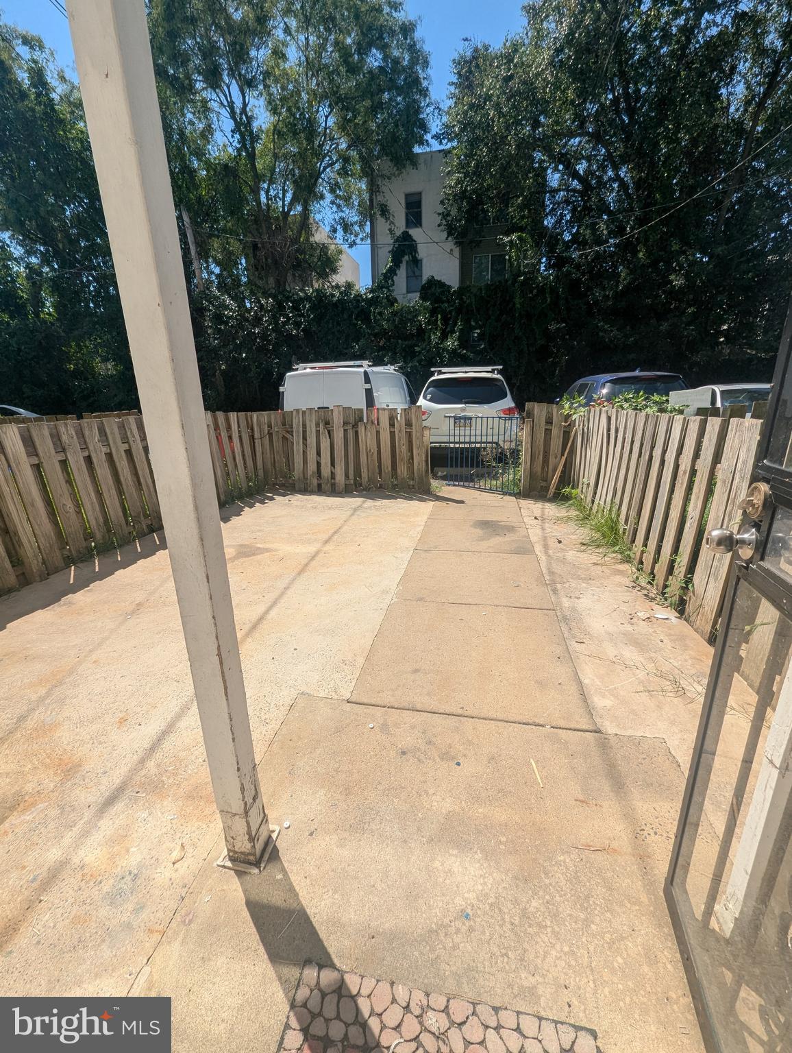 1624 West Diamond Street Philadelphia, PA 19121 - Photo 8 of 38 a view of balcony with furniture and trees around
