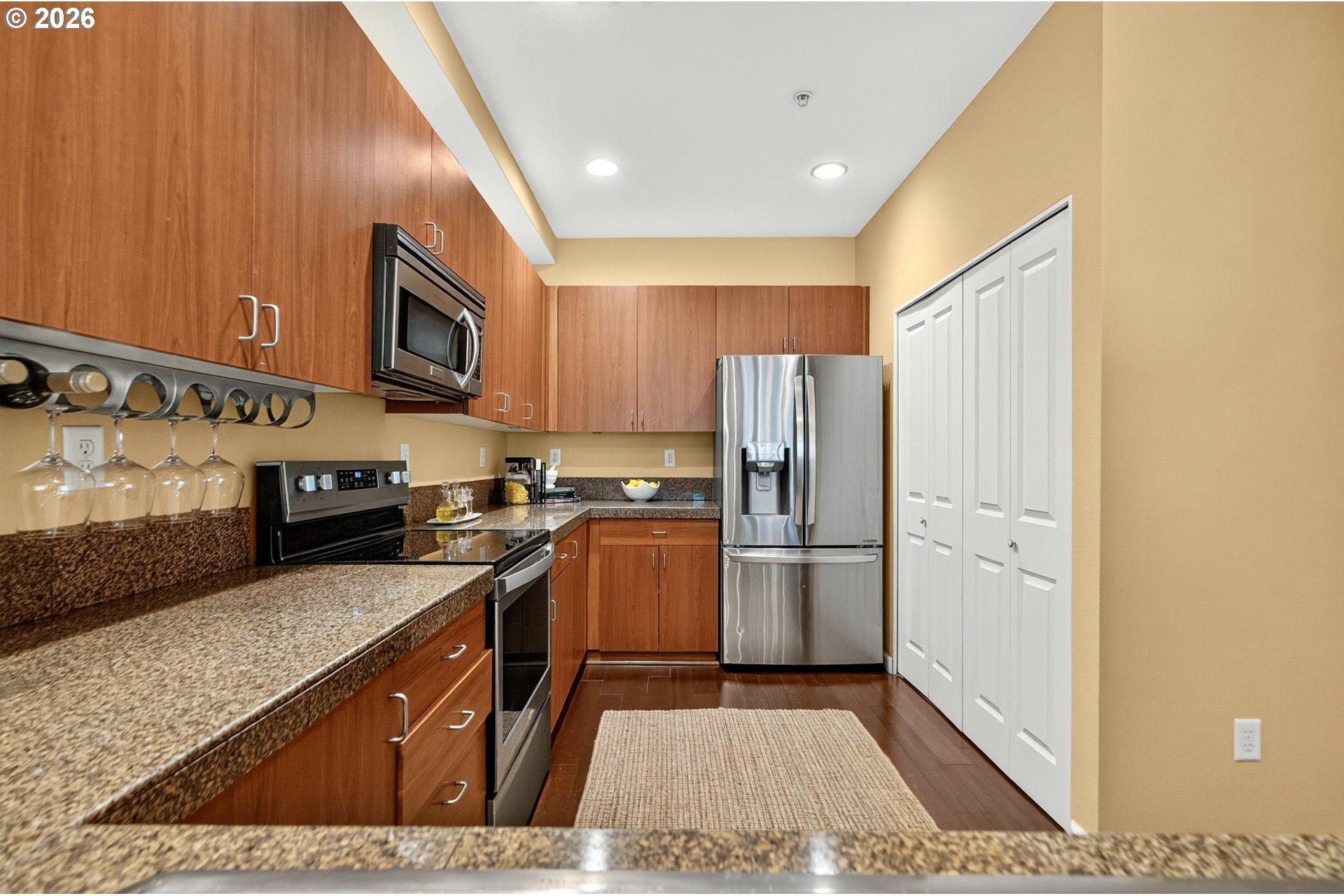 8712 North Decatur Street, Unit 303 Portland, OR 97203 - Photo 14 of 45 Gallery Image 14