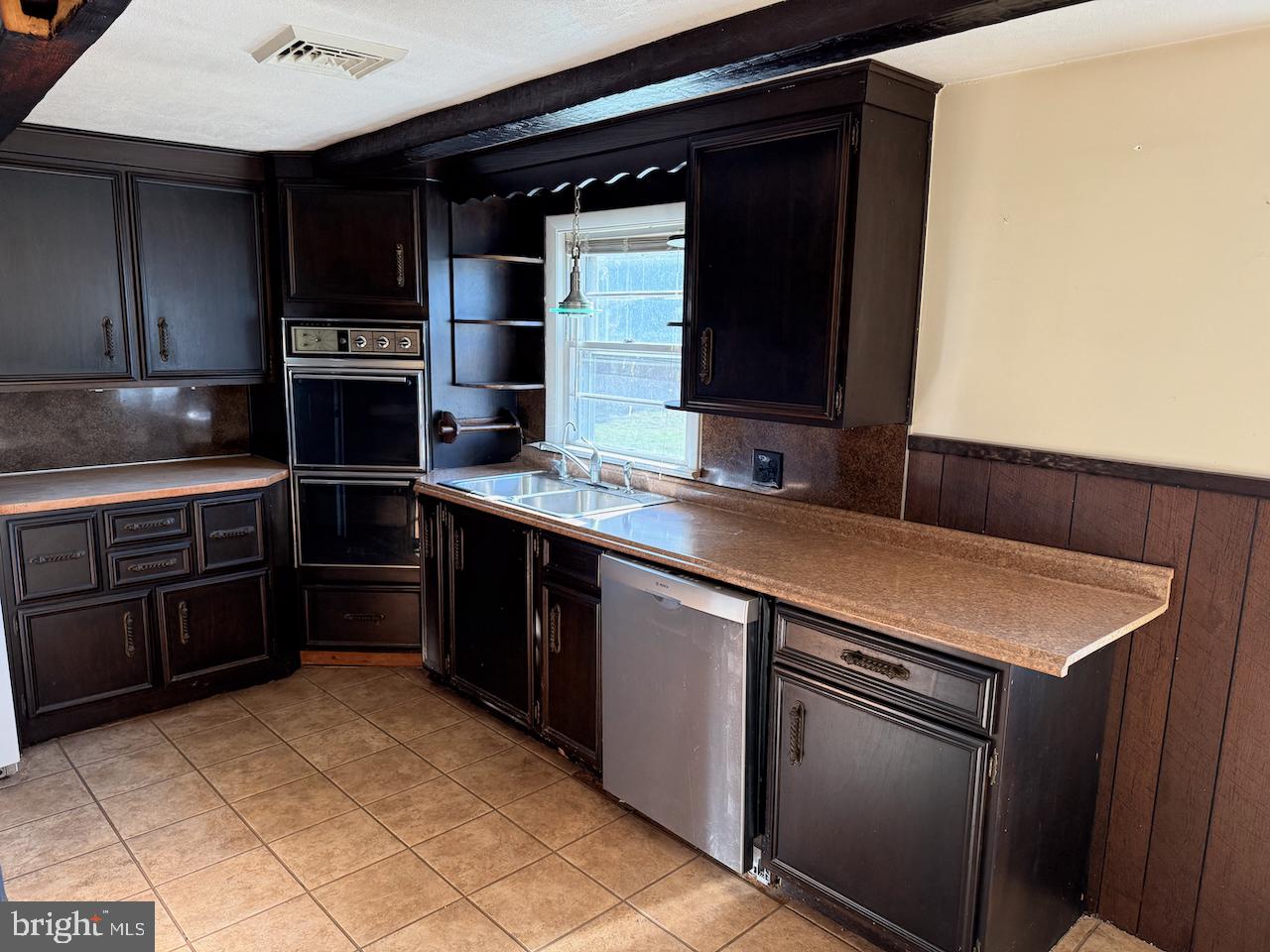 1462 Snell Road Pottstown, PA 19464 - Photo 8 of 33 Kitchen