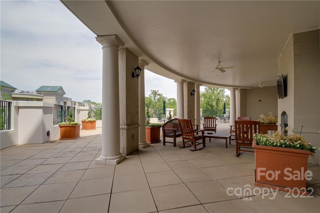 300 West 5th Street, Unit 339 Charlotte, NC 28202 - Photo 28 of 40 a view of outdoor space with seating area