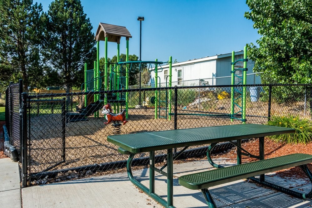 2050 Southwest Timber Avenue Redmond, OR 97756 - Photo 8 of 10 a view of a balcony with chairs