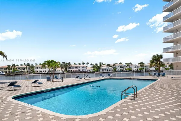 $525,000 | 1500 South Ocean Drive, Unit G10, Hollywood, FL 33019