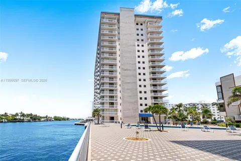 $525,000 | 1500 South Ocean Drive, Unit G10, Hollywood, FL 33019