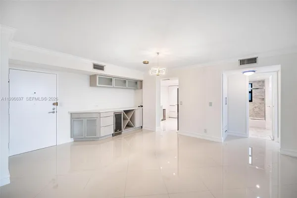 $525,000 | 1500 South Ocean Drive, Unit G10, Hollywood, FL 33019