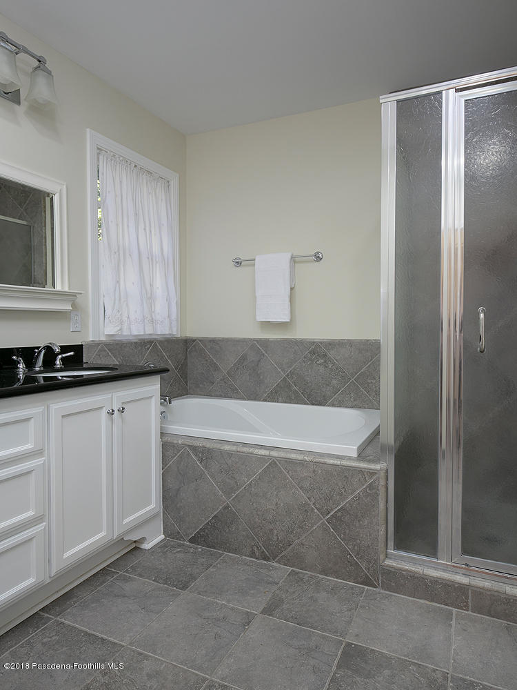 2241 Brigden Road Pasadena, CA 91104 - Photo 17 of 27 2241 Brigden Rd 027-mls