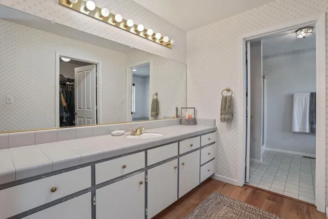 $484,500 | 556 Blue Herron Court, Valley Springs, CA 95252