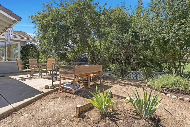 $484,500 | 556 Blue Herron Court, Valley Springs, CA 95252