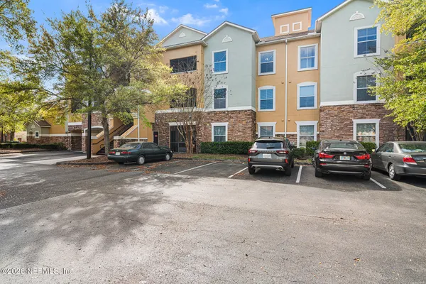$165,000 | 8539 Gate Parkway West, Unit 433, Jacksonville, FL 32216