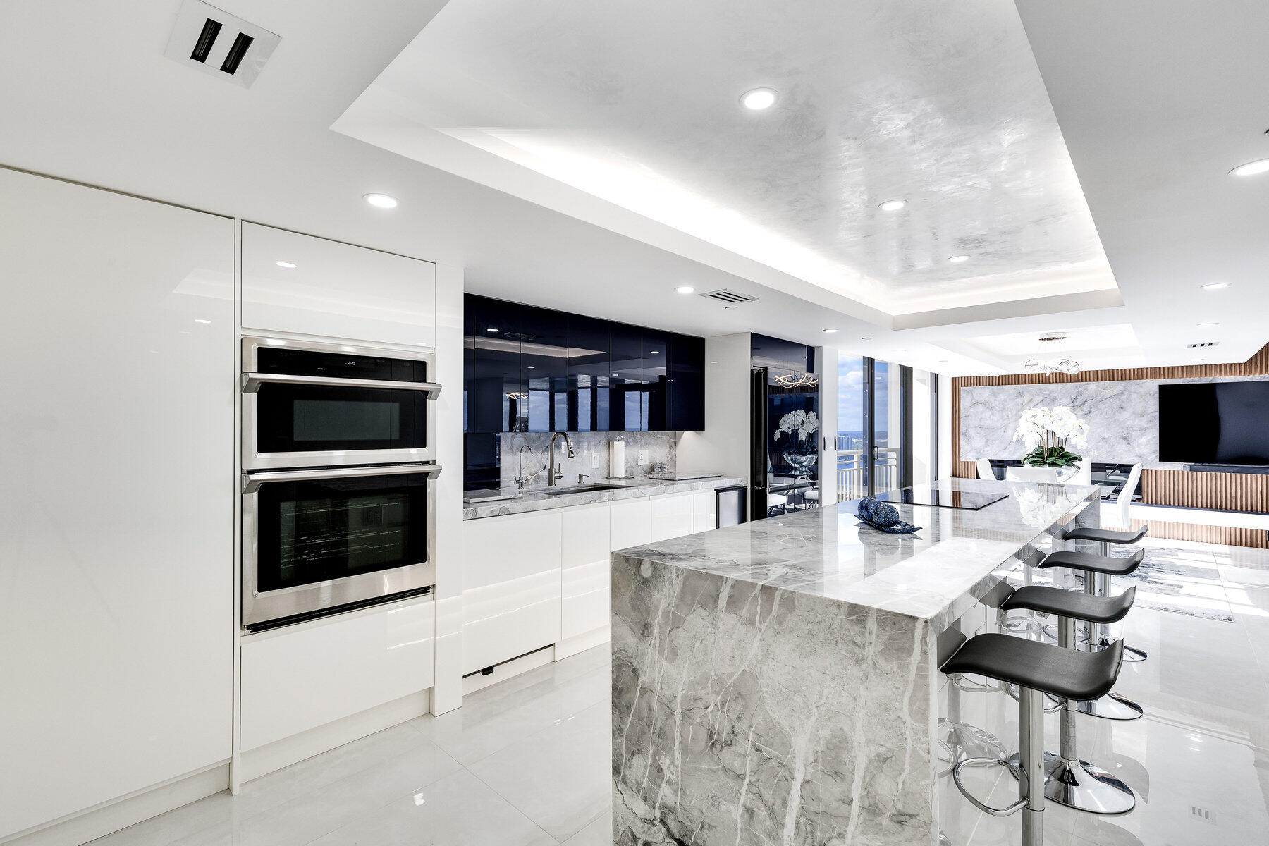 3000 North Ocean Drive, Unit PHA Singer Island, FL 33404 - Photo 11 of 40 005_005_325