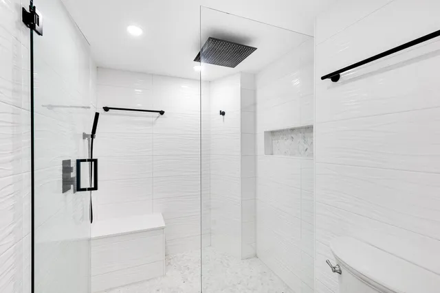 $1,600,000 | 3000 North Ocean Drive, Unit PHA, Singer Island, FL 33404