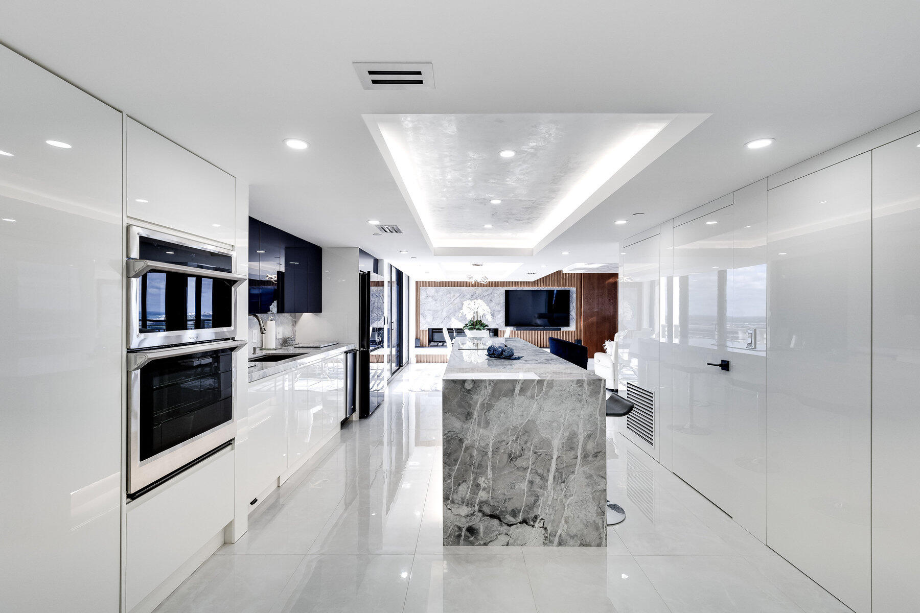 3000 North Ocean Drive, Unit PHA Singer Island, FL 33404 - Photo 9 of 40 004_004_48