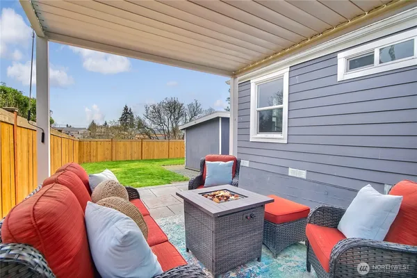 $575,000 | 10644 2nd Place Southwest, Seattle, WA 98146