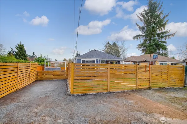 $575,000 | 10644 2nd Place Southwest, Seattle, WA 98146