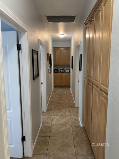 401 Acacia Street Ridgecrest, CA 93555 - Photo 16 of 42 a bathroom with a mirror