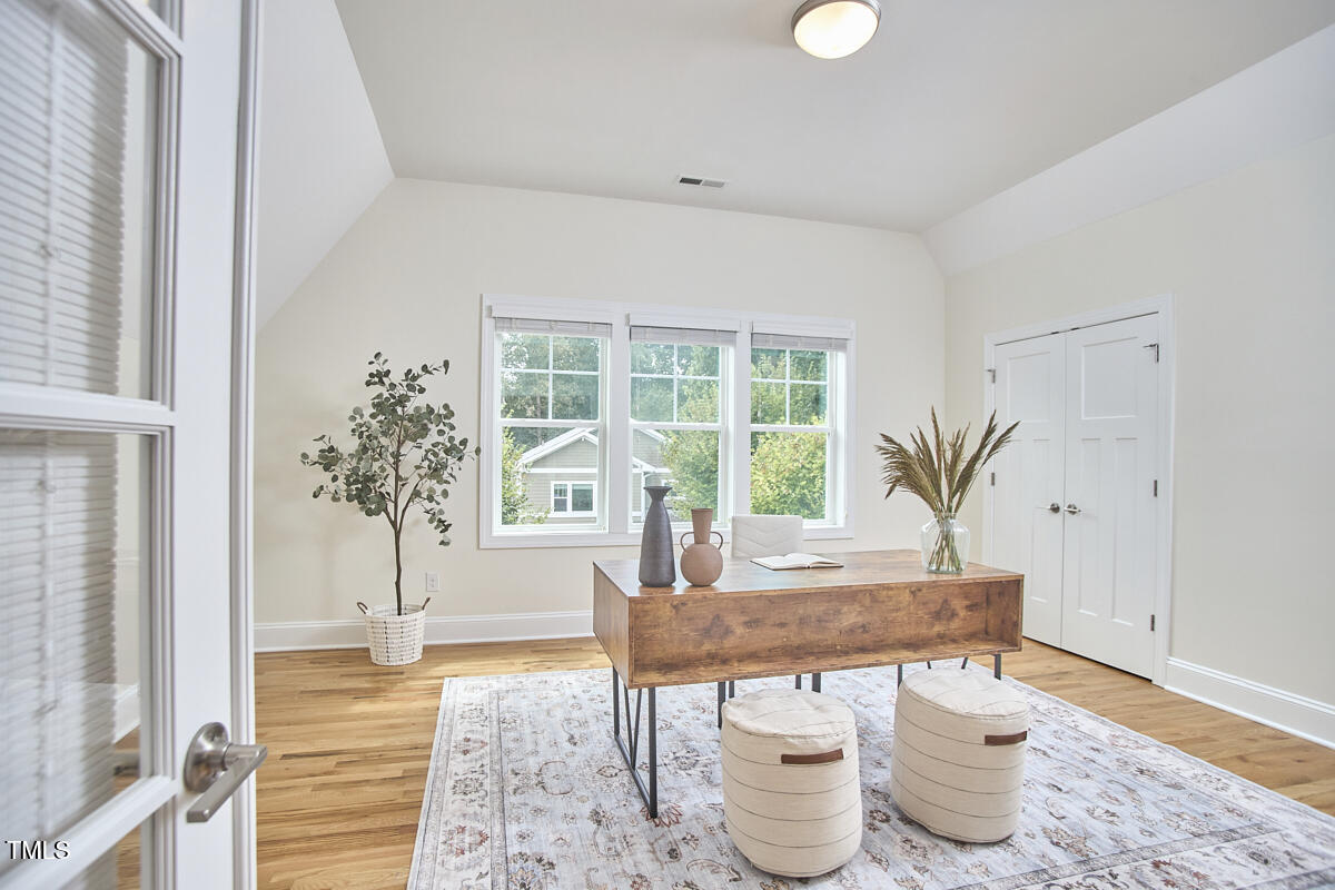 5106 Centerbud Place Raleigh, NC 27606 - Photo 15 of 55 033