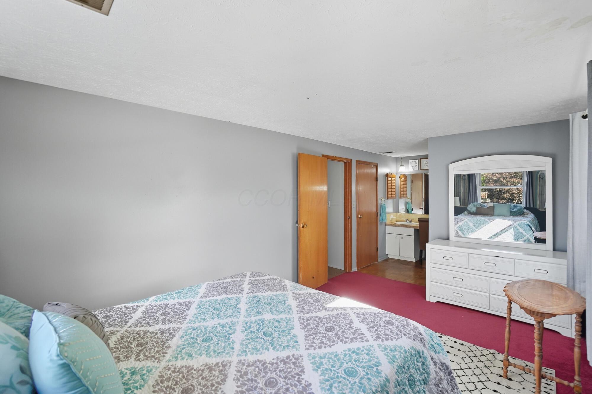 1520 Fall Brook Road Columbus, OH 43223 - Photo 21 of 44 primary bedroom