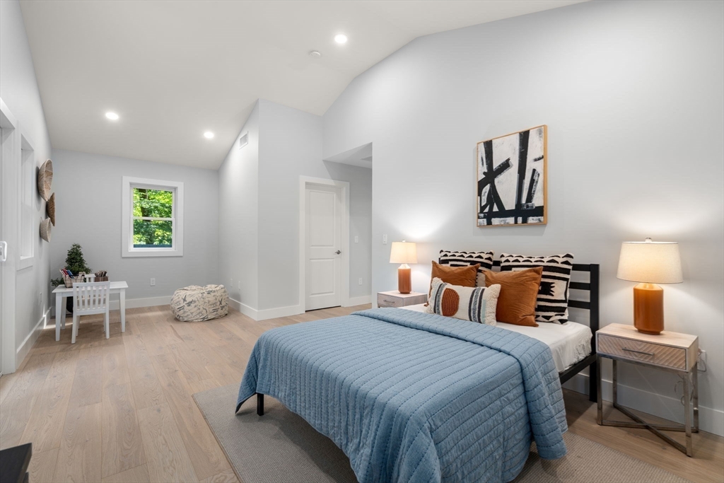 184 Bedford Road Lincoln, MA 01773 - Photo 23 of 33