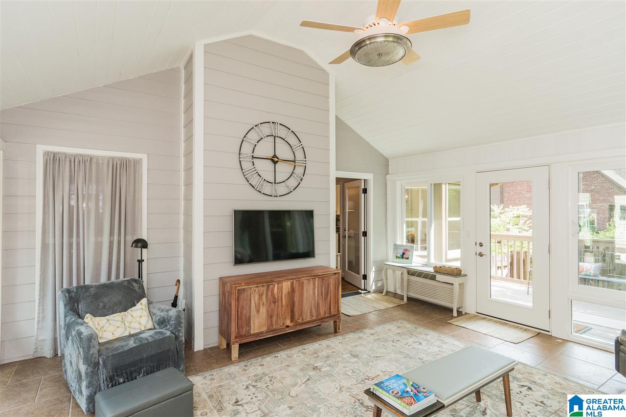1722 Saulter Road Birmingham, AL 35209 - Photo 16 of 43