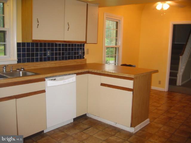 5212 Sharps Point Road Salisbury, MD 21801 - Photo 3 of 18 Gallery Image 3
