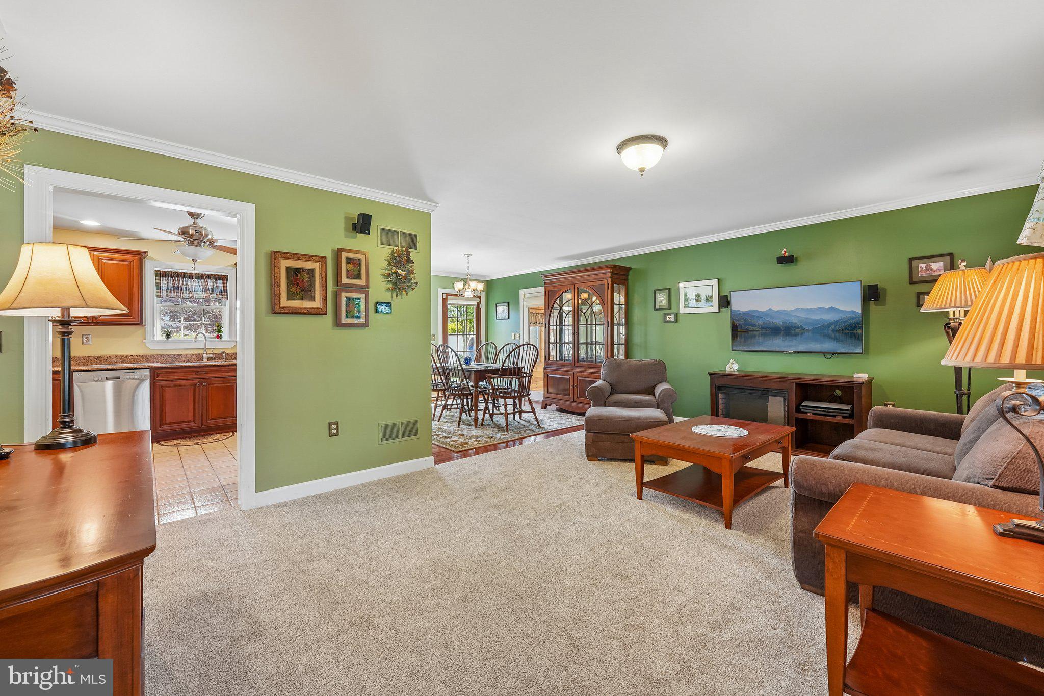 739 Ash Road Trappe, PA 19426 - Photo 9 of 51 Living Room