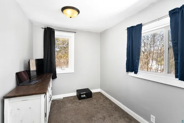 $359,900 | 2887 Hutchinson Road, Duluth, MN 55811