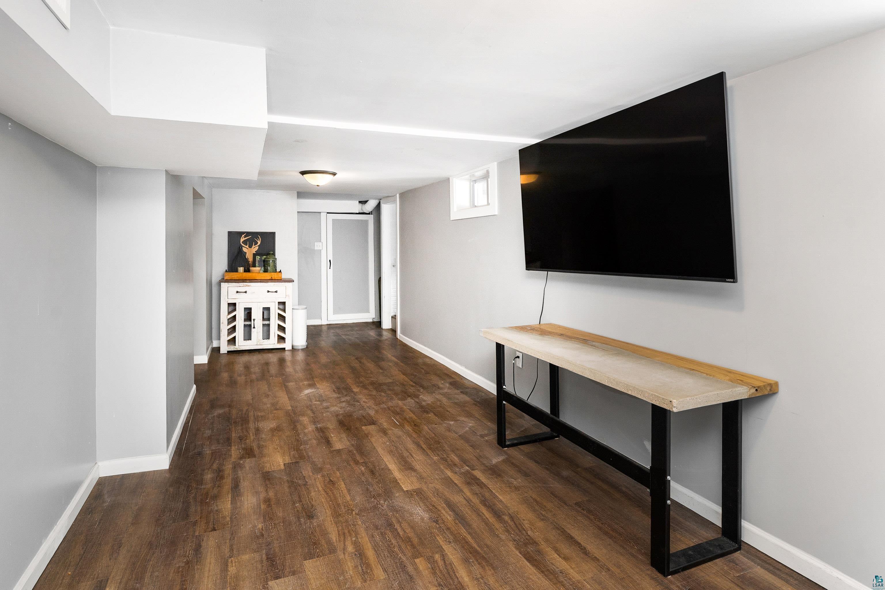 2887 Hutchinson Road Duluth, MN 55811 - Photo 13 of 30