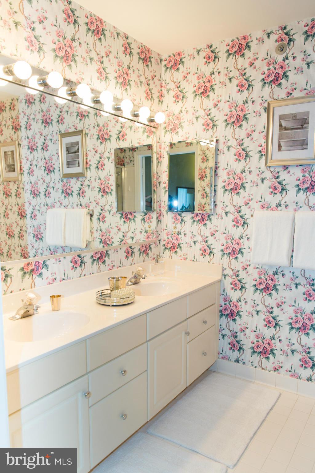 402 Kilree Road, Unit 101 Lutherville-Timonium, MD 21093 - Photo 17 of 23 Master Bath with Double Vanity