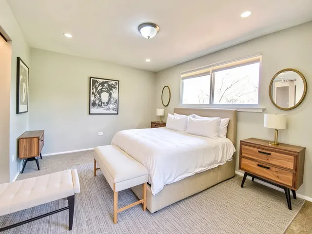 $214,000 | 903 Blackhawk Drive, University Park, IL 60484