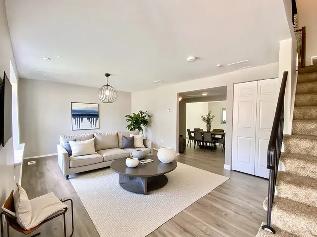 $214,000 | 903 Blackhawk Drive, University Park, IL 60484