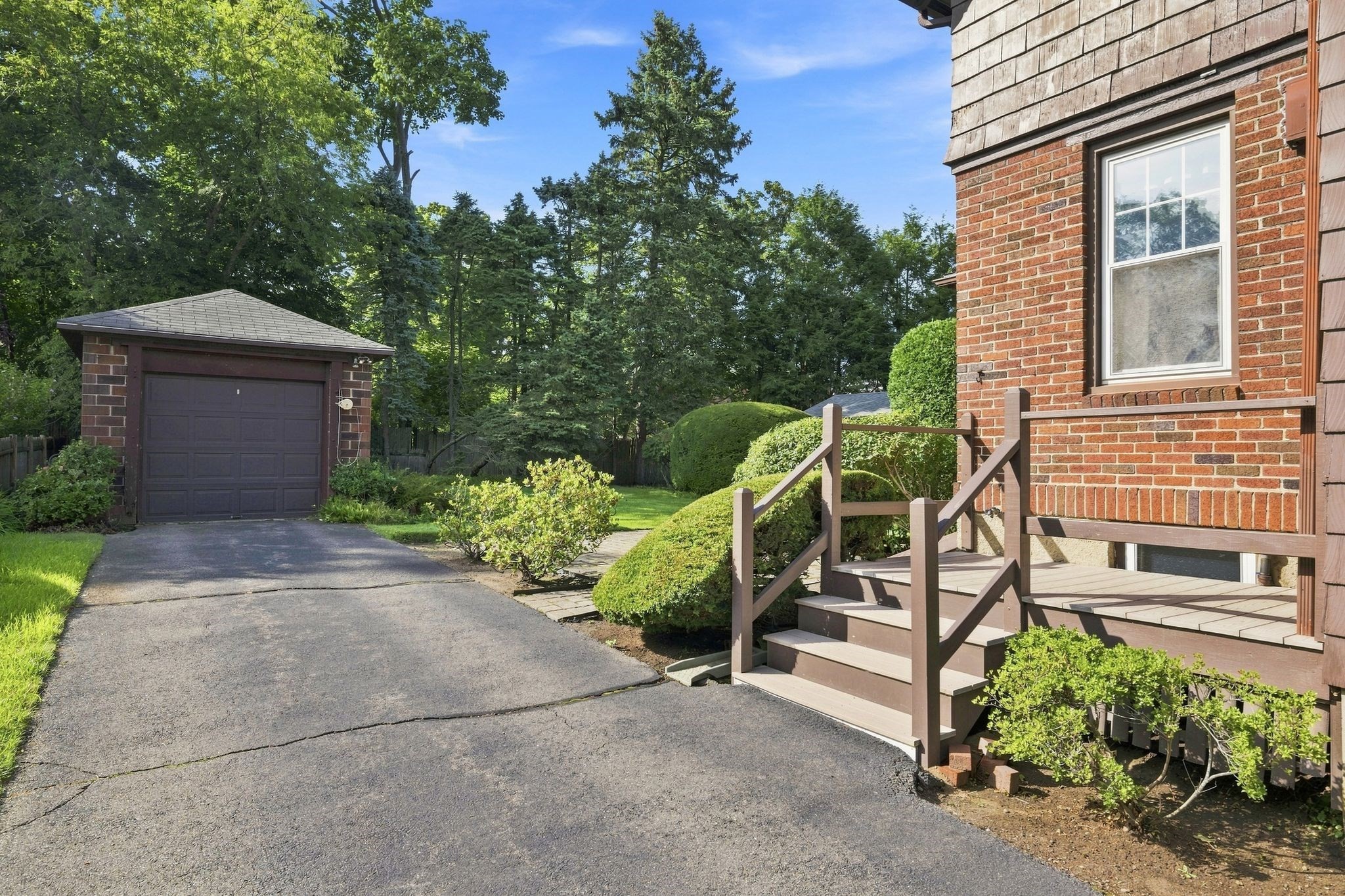 5 Weston Road Marblehead, MA 01945 - Photo 3 of 24 Gallery Image 3