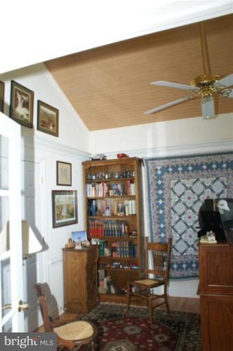 16235 Shaffer Road Sharpsburg, MD 21782 - Photo 13 of 18 Den