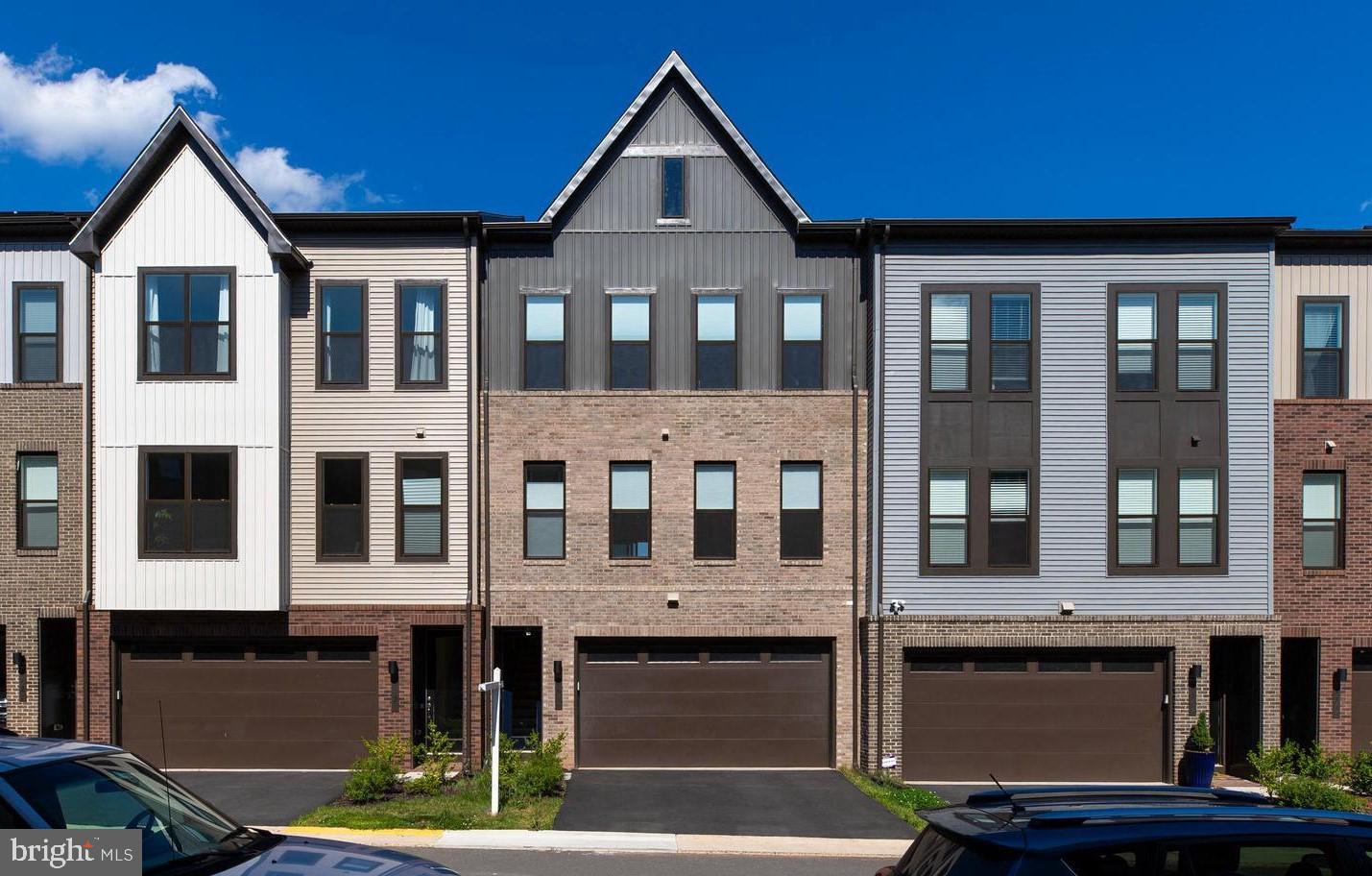 2631 Velocity Road Herndon, VA 20171 - Photo 2 of 46