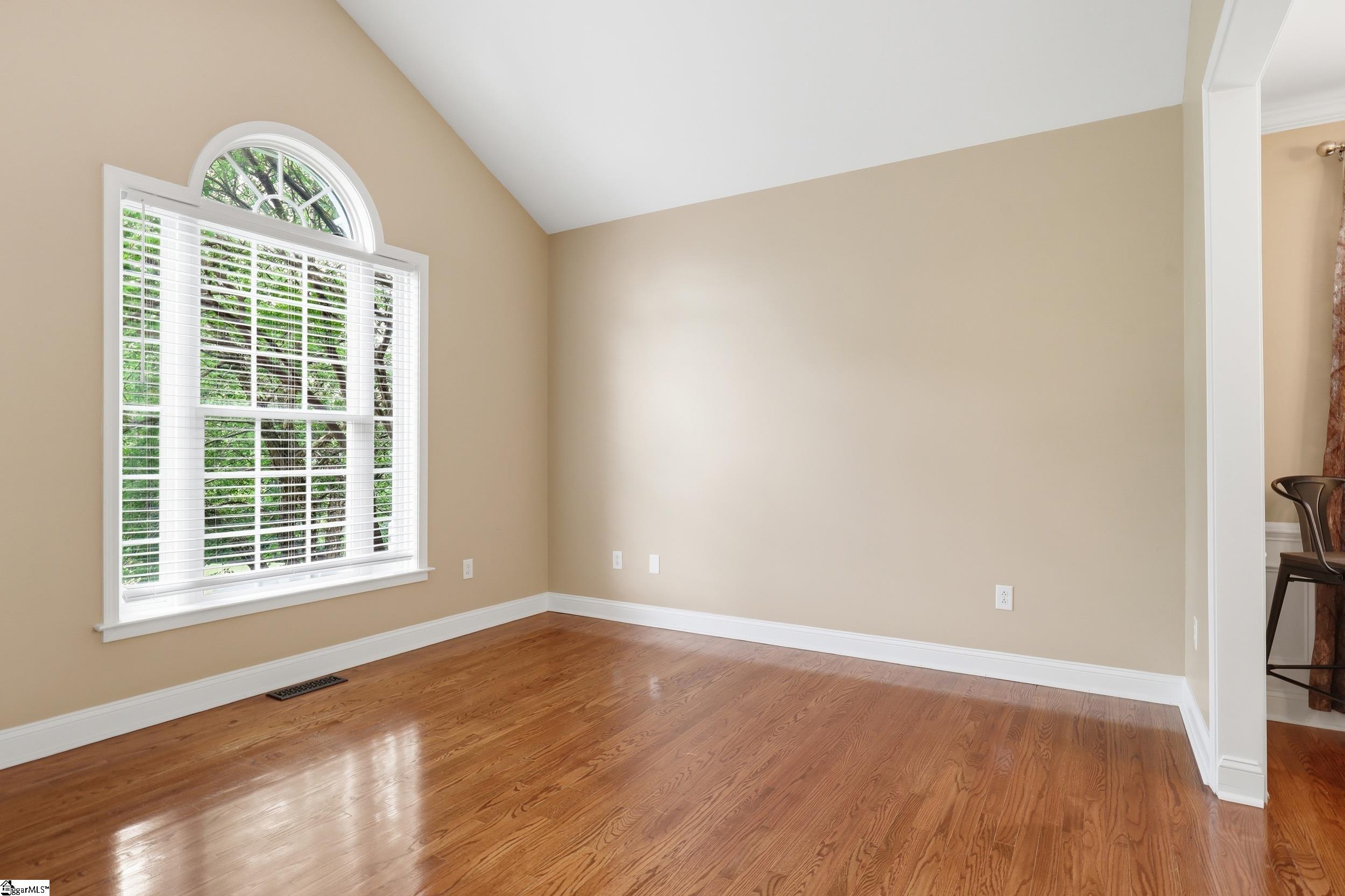 100 Yorkswell Lane Greenville, SC 29607 - Photo 15 of 33