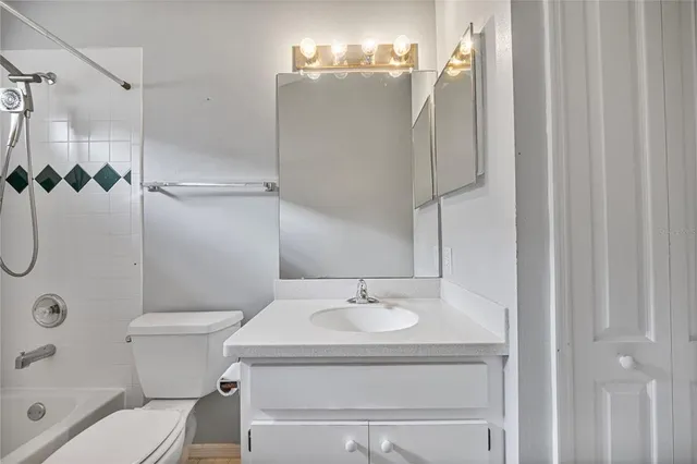 $364,900 | 3022 Beaver Pond Trail, Valrico, FL 33596