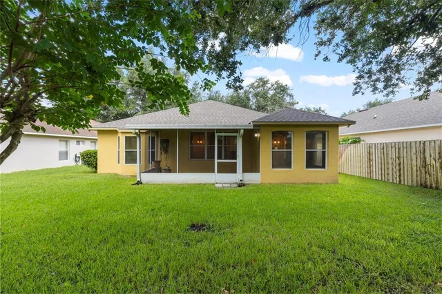 $364,900 | 3022 Beaver Pond Trail, Valrico, FL 33596