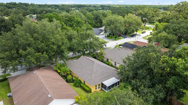 $364,900 | 3022 Beaver Pond Trail, Valrico, FL 33596