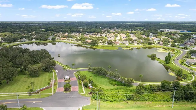 $364,900 | 3022 Beaver Pond Trail, Valrico, FL 33596