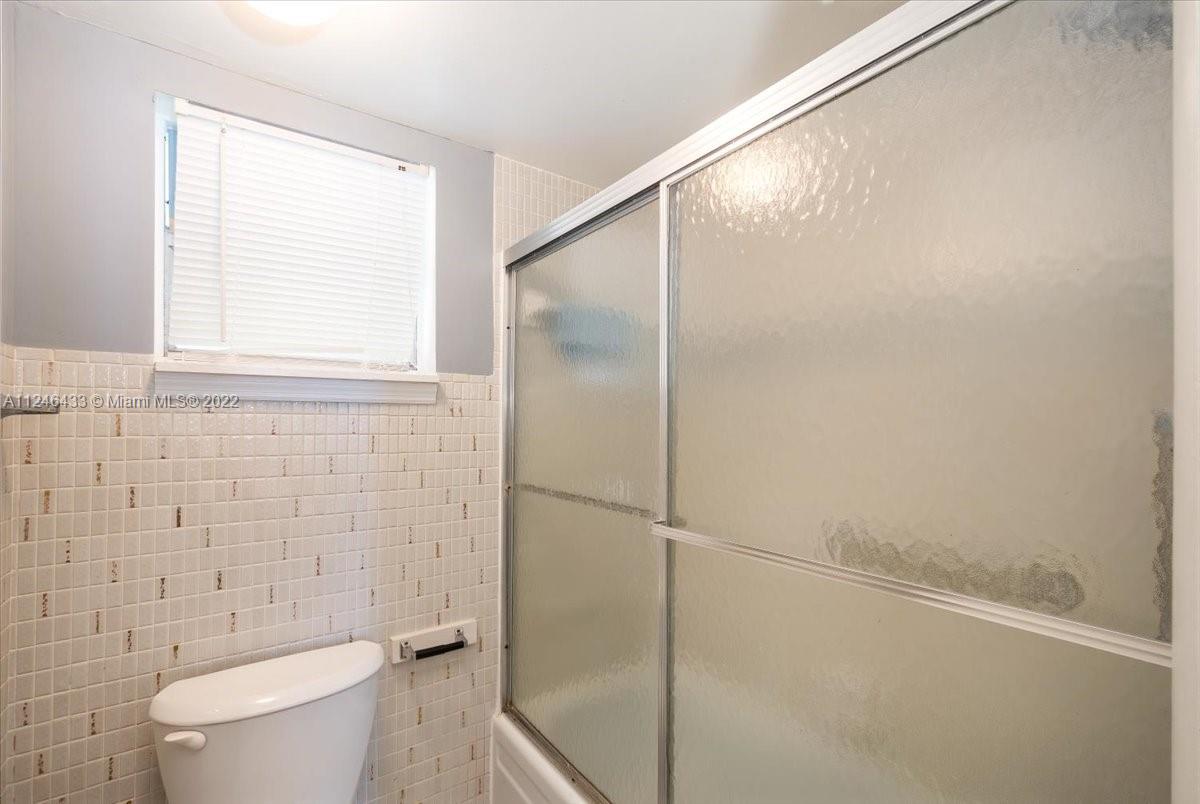 400 North Surf Road, Unit 902 Hollywood, FL 33019 - Photo 10 of 15 Gallery Image 10